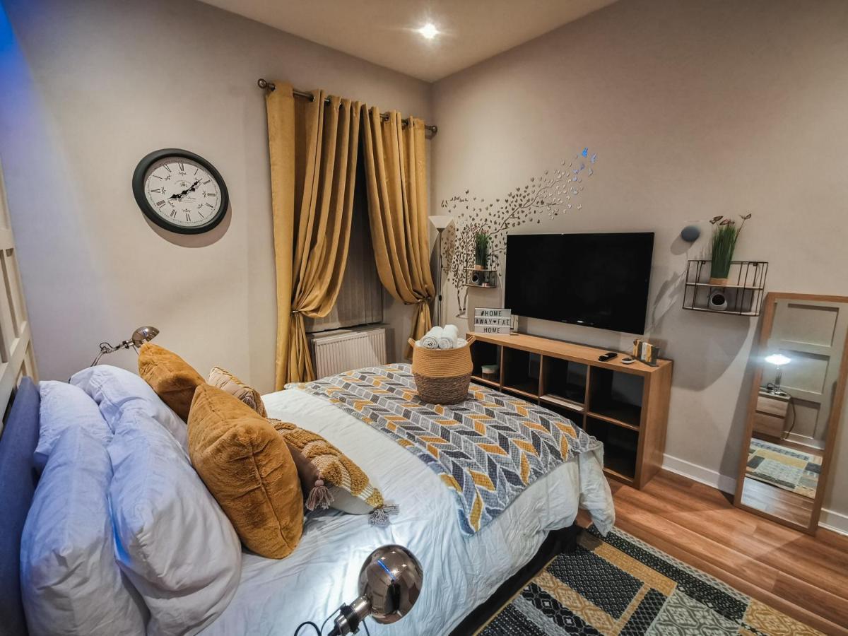 Luxurious 3 Bedroom Apartment: Heart Of Westend Глазго Екстер'єр фото